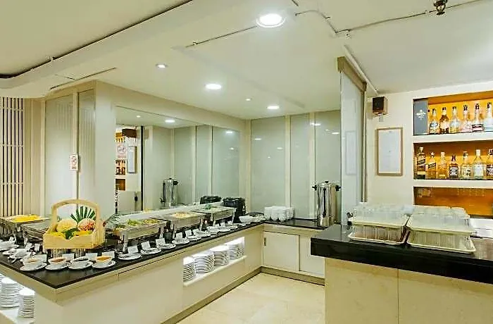 Seasons Siam Hotel