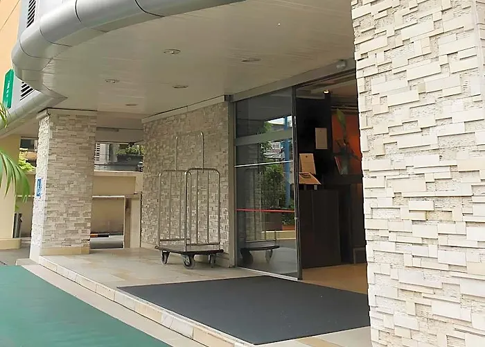 Seasons Siam Hotel